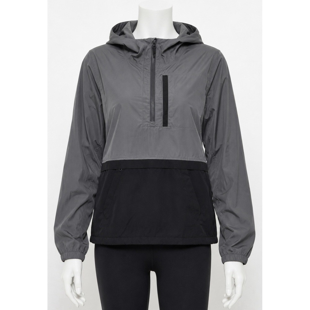 FIGS Women's Pullover Jacket Hoodie Water Resistant Gray Black Medium M Scrubs